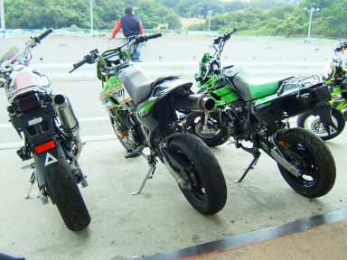 DSCF1076.JPG - 39,743BYTES