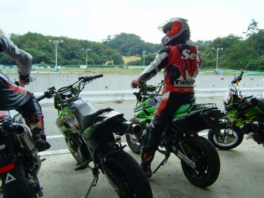 DSCF1080.JPG - 37,213BYTES